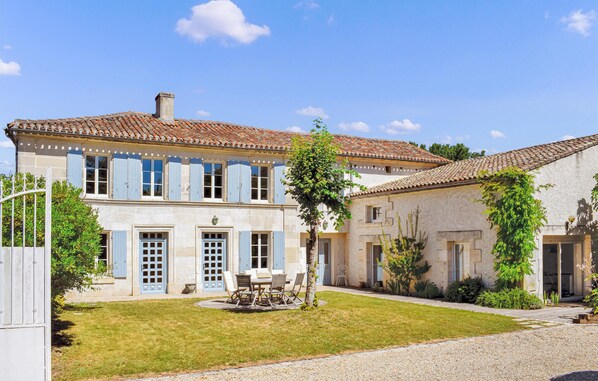 Extérieur
