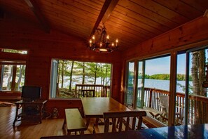 Muskoka Dinning Table