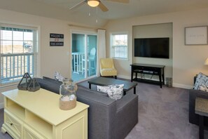 Living Room Area 