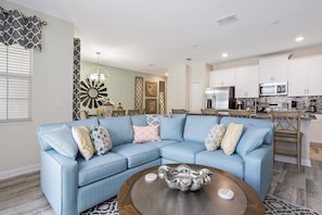 09_Open_Plan_0721.jpg