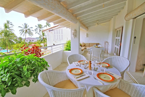 Glitter Bay Estate 412 - Patio Dining with poolside view