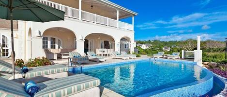 A charming Blue Sky Luxury villa