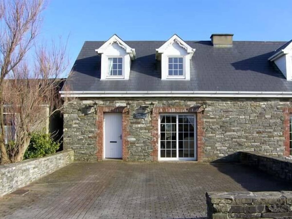 Picture of villa