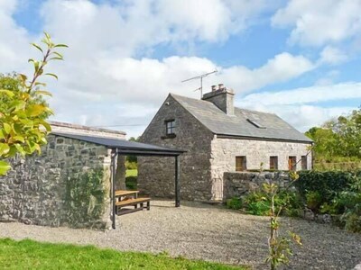 Clooncorraun Cottage, BALLINROBE, COUNTY MAYO