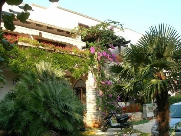 Fachada