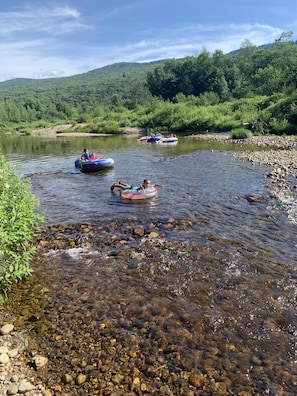 In the summer, enjoy some family fun floating down the Ammonoosuc River. In Abenaki Native American language, Ammonoosuc stands for "small narrow fishing place." If you like fishing, give it a shot!