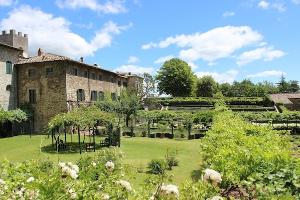 Jardines del alojamiento