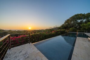 Experience unparalleled ocean views year-round when vacationing at Casa Venatana al Mar.