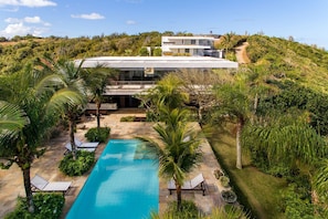 Bird's eye view,Pool view,Property building,View(from property / room)