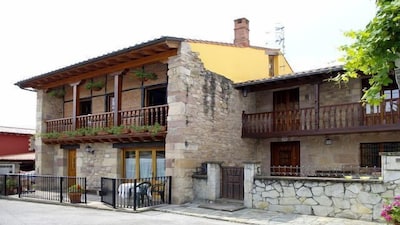  Casa Tradicional de Cantabria con chimenea y  amplia terraza de (Consuelo (3) 