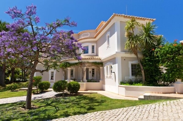 Luxury villa  in Parque Atlantico Quinta do Lago  DM15 - 1