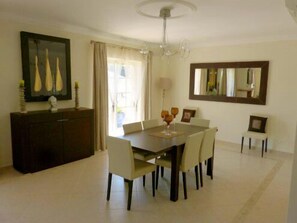 Six bedroom Varandas do Lago villa with Games Room and Pool T119 - 5