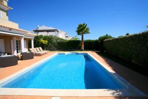 Six bedroom Varandas do Lago villa with Games Room and Pool T119 - 3