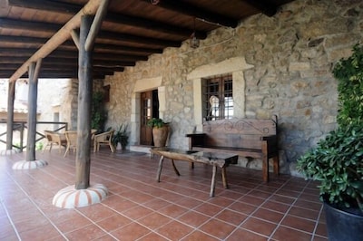 Casa rural (alquiler íntegro) La Roana para 10 personas