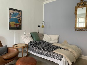 Bedroom, Living Room