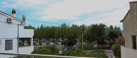 SA2(3): terrace view