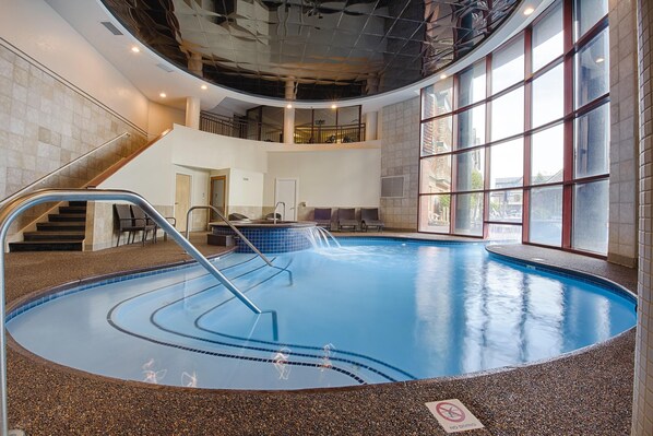 75333959-H1-Long_Wharf_Pool-min