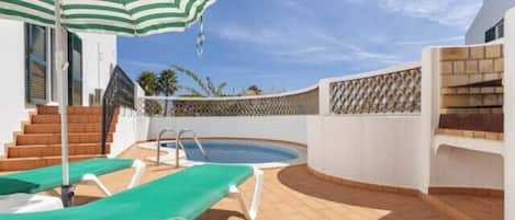 Two bedroom apartment with pool in Tennis Valley Vale do Lobo T128 - 1