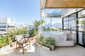 Balcony / Terrace,Open Air Bath