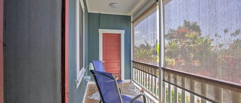 Captain Cook Vacation Rental | 1BR | 1BA | Stairs Required | 490 Sq Ft
