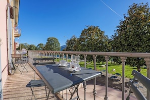 Sonnenbalkon mit Seesicht