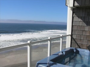 Views of the Oregon Coast from Your Hot Tub