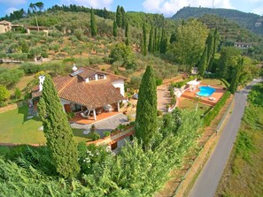 villa for rent