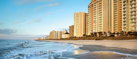 Wyndham Vacation Resort Ocean Boulevard Exterior