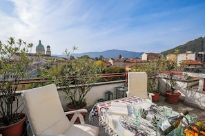 Ca. 10 m² großer Sonnenbalkon