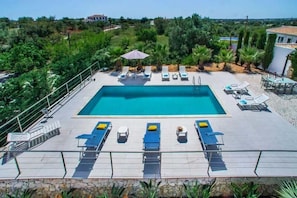 Modern 5 Bedroom Villa in Almancil. Private Swimming Pool - U086 - 5