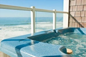 Relax in Your Private Hot Tub Watching the Tide Come In