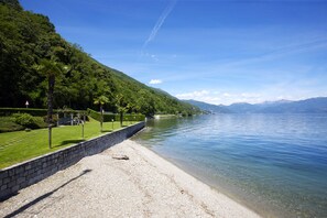 Vom Seegarten aus haben Sie einen direkten Zugang zum See