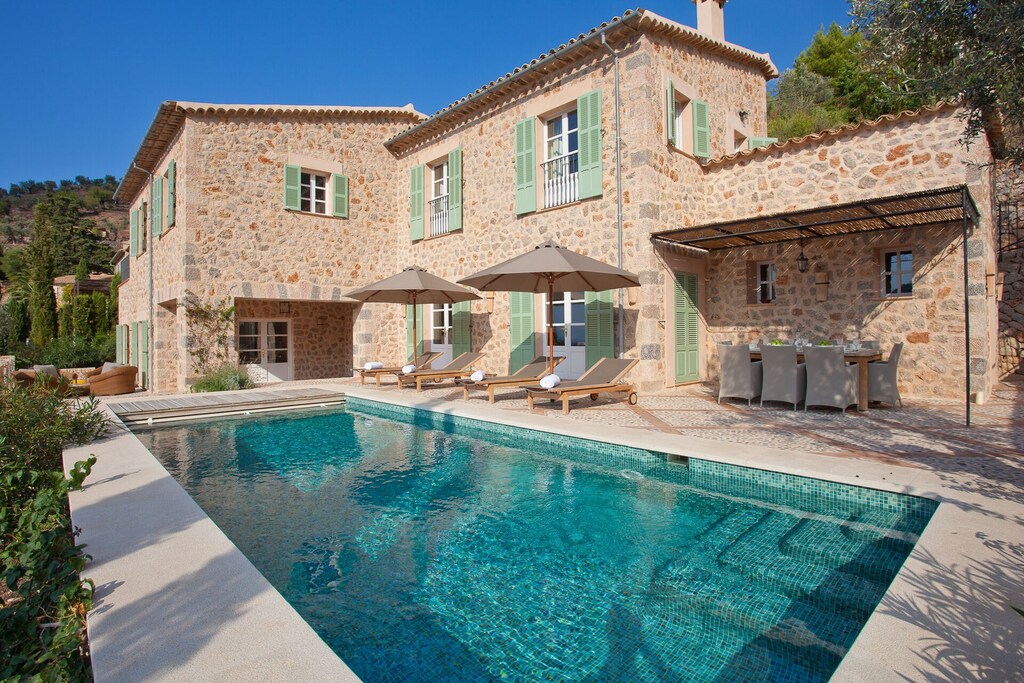 Picture of villa