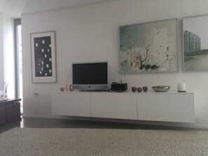 klare Linien und moderne Kunst