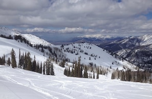 view from the top of Hidden Lake Lift (hi speed quad)