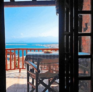 Stunning sea views from your balcony! 