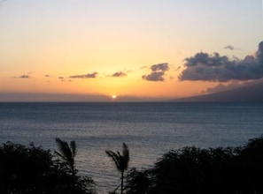Sunset view from lanai - Yes, every single night