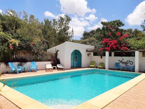 Casitas swimming pool with bathroom/changing room