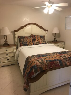 2nd bedroom