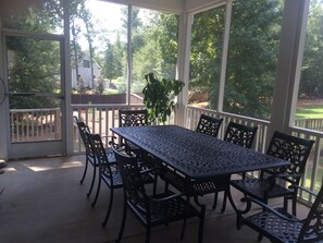 screened porch
