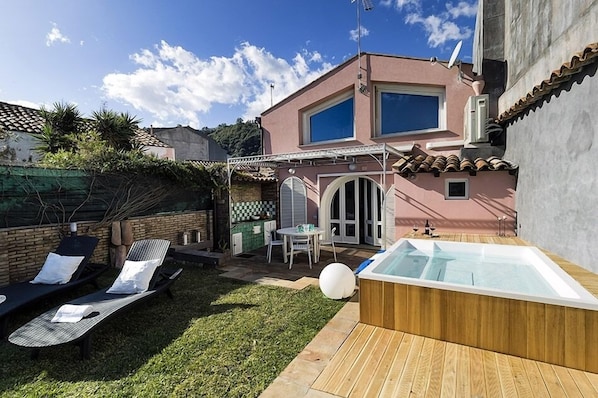 Bubbelpool utomhus