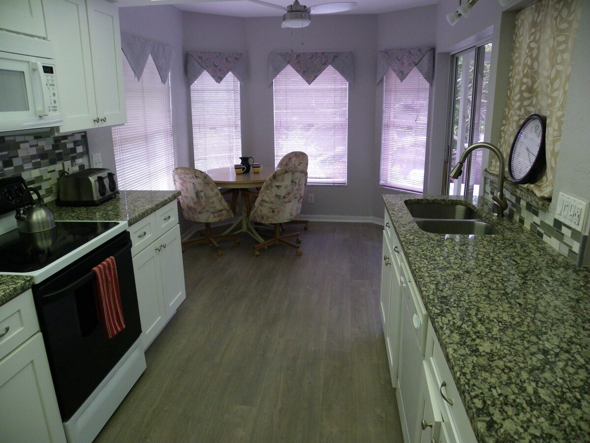 GORGEOUS FULLY FURNISHED 55+ 2Bed 2Bath. GATED