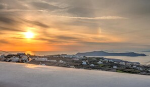 caldera view, sunset, terrace