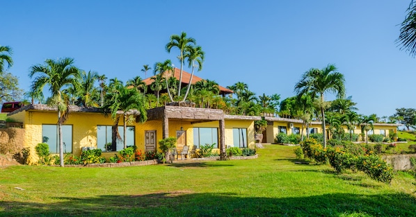 Paradise Lodge Panama, http://paradiselodgepanama.com  marquischad@yahoo.com