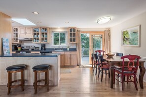 Kitchen/dinning area