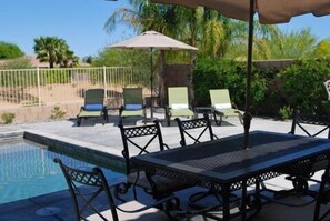 Experience great outdoor living.