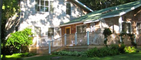 Front porch and entrance