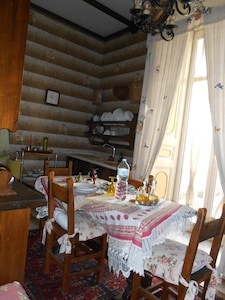 Charming historical apartment of the baroness on the roofs of ancient Naples  