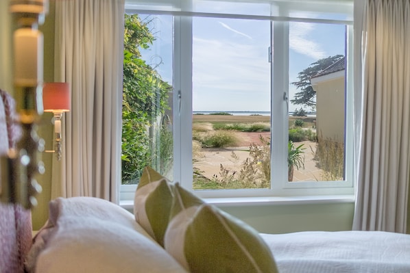Marsh Lodge, Aldeburgh: Boasts unspoiled views across Hazelwood Marsh