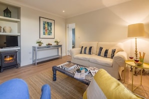Marsh Lodge, Aldeburgh: Open plan dining and seating area